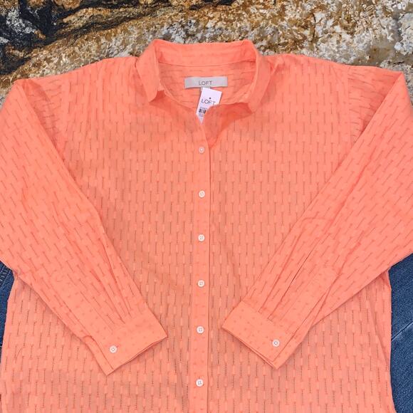 NWT LOFT Peach Relaxed Button Down Shirt - SMALL - Picture 3 of 8